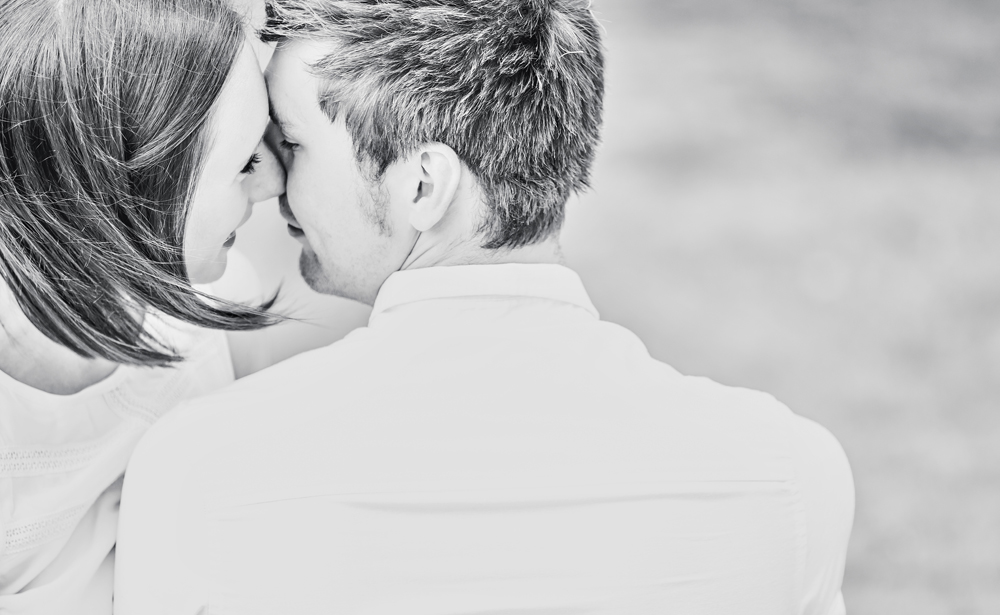 engagement photographer Oundle